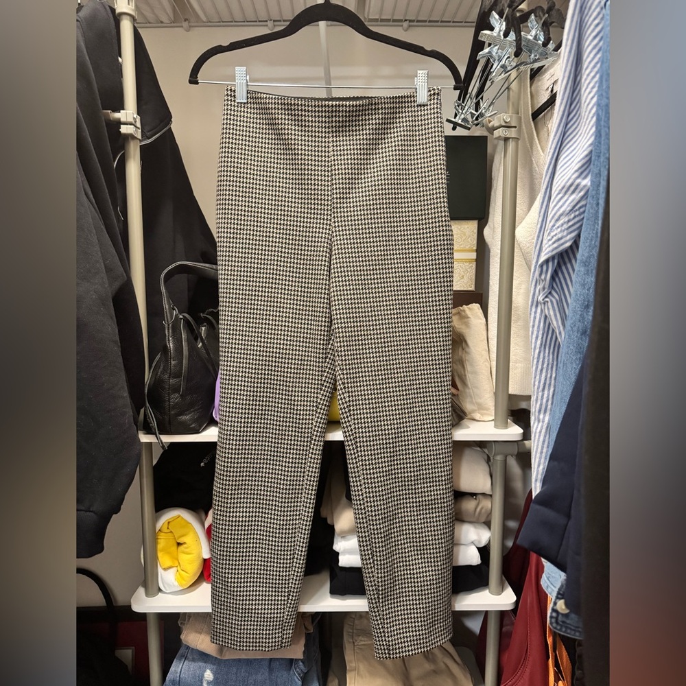 H&M Monochrome Houndstooth Ankle Pants